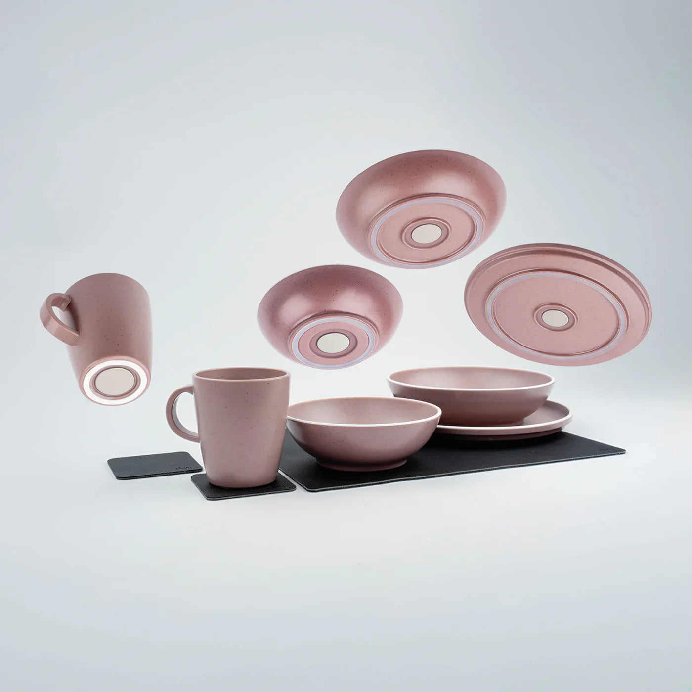 Pink tableware set