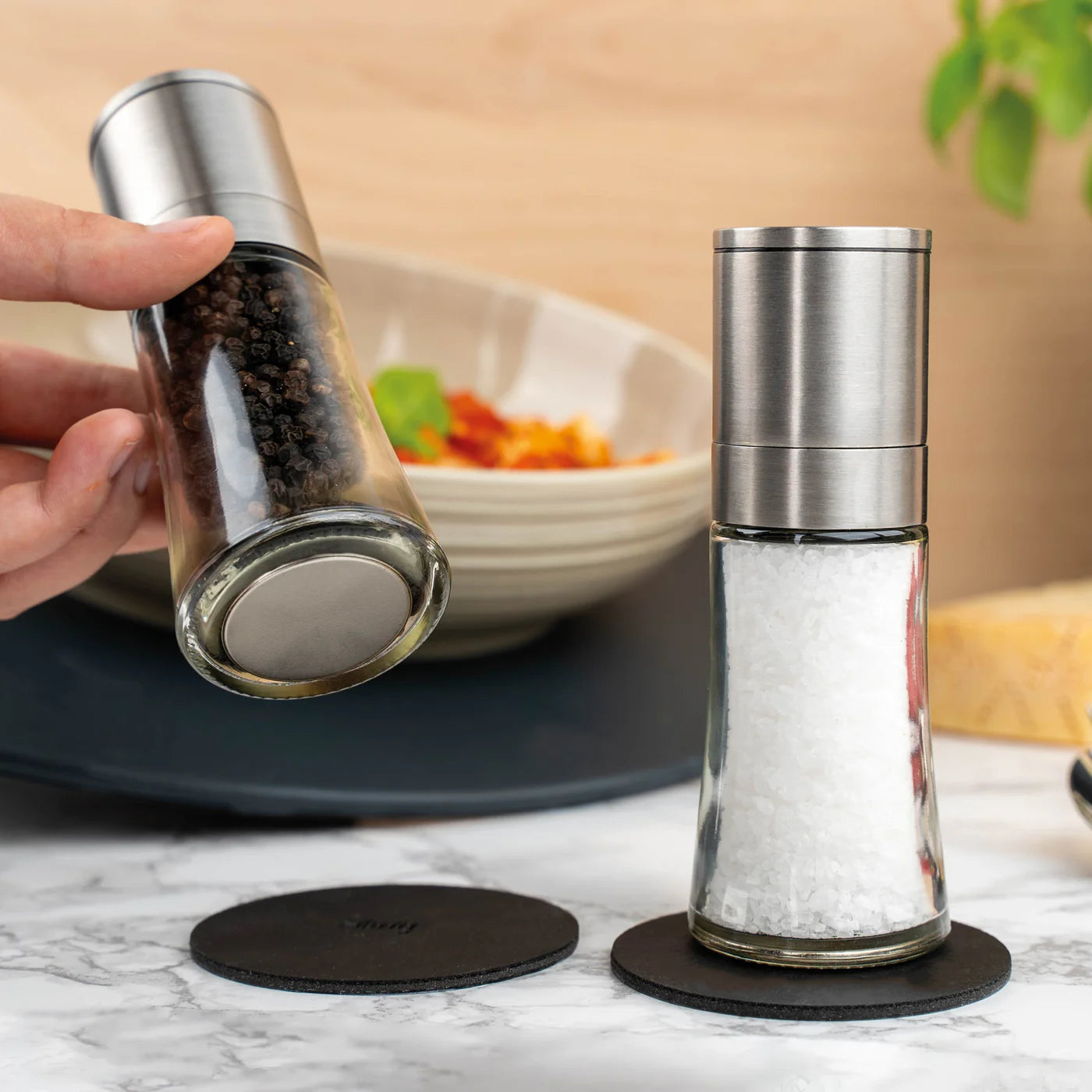 Magnetic Spice Mills