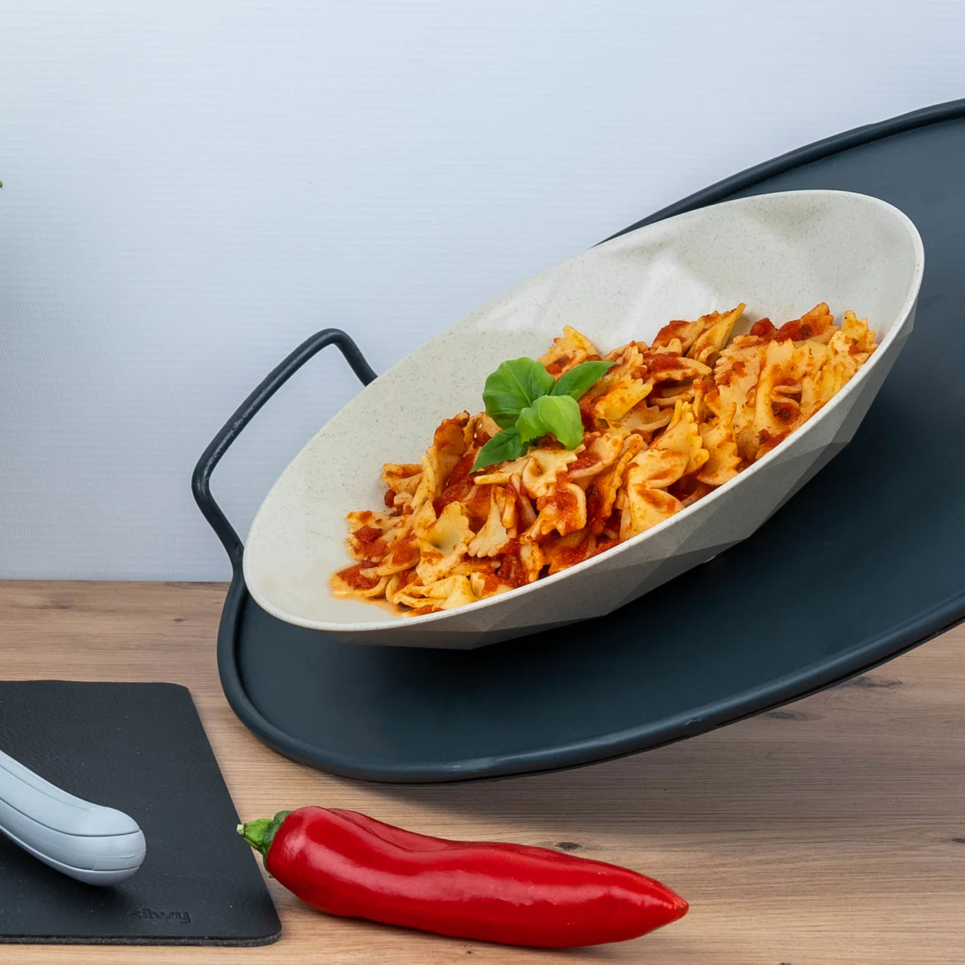 Universal Magnetic Plate