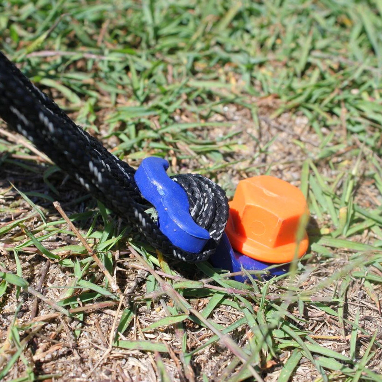Screw Peg Normal (N) 20cm • 12-pack (PP02) • Tarps, tents, awnings, gazebos etc.