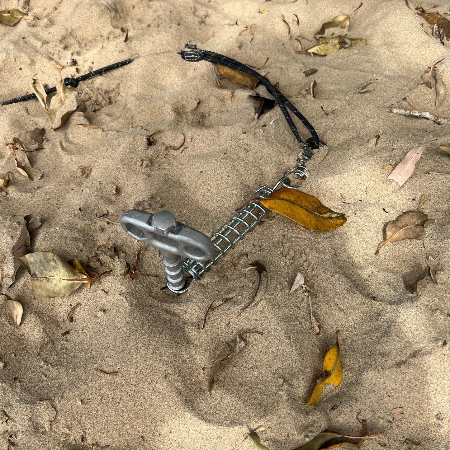 PetPeg • Single part (HP62) • Ground anchor with shock absorber for pets up to 20 kg