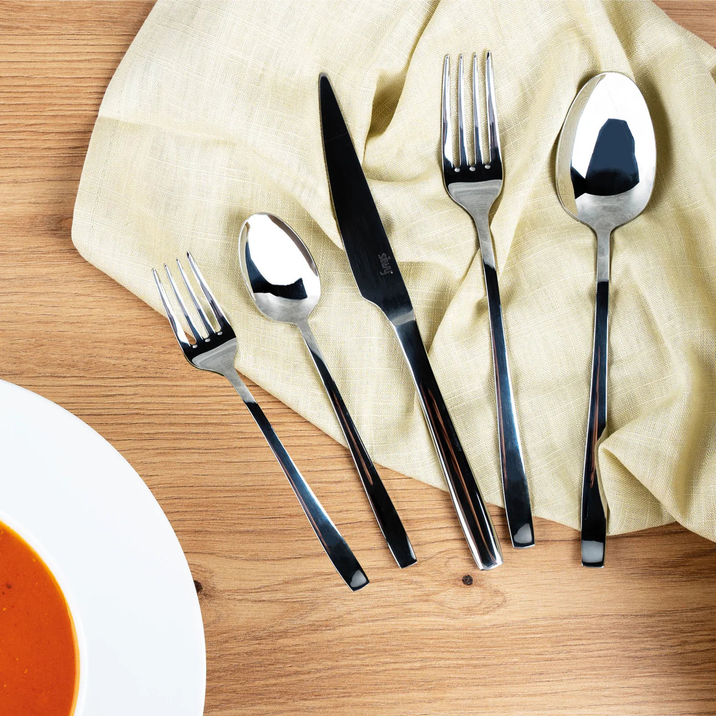 Magnetic Cutlery Set