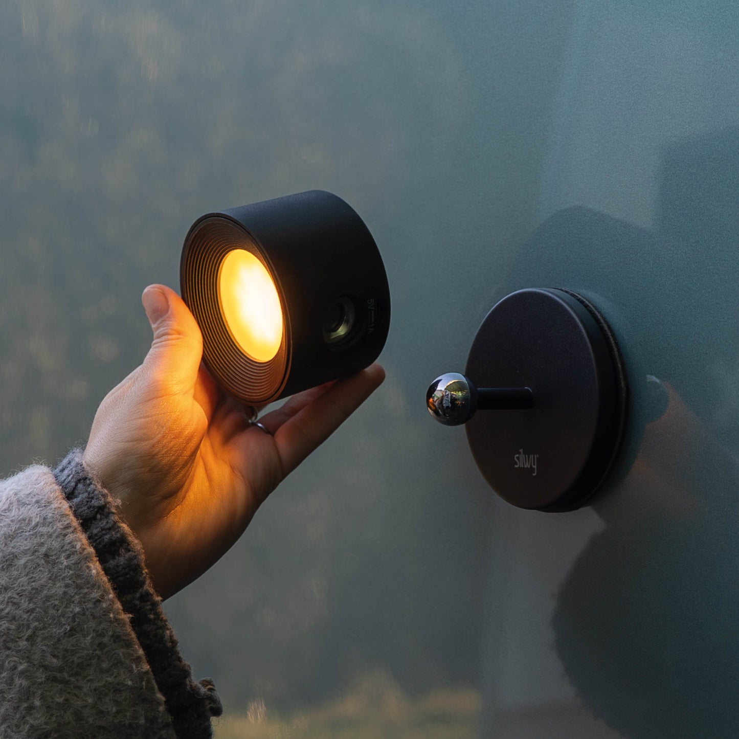 Lampe murale magnétique - SPOTY