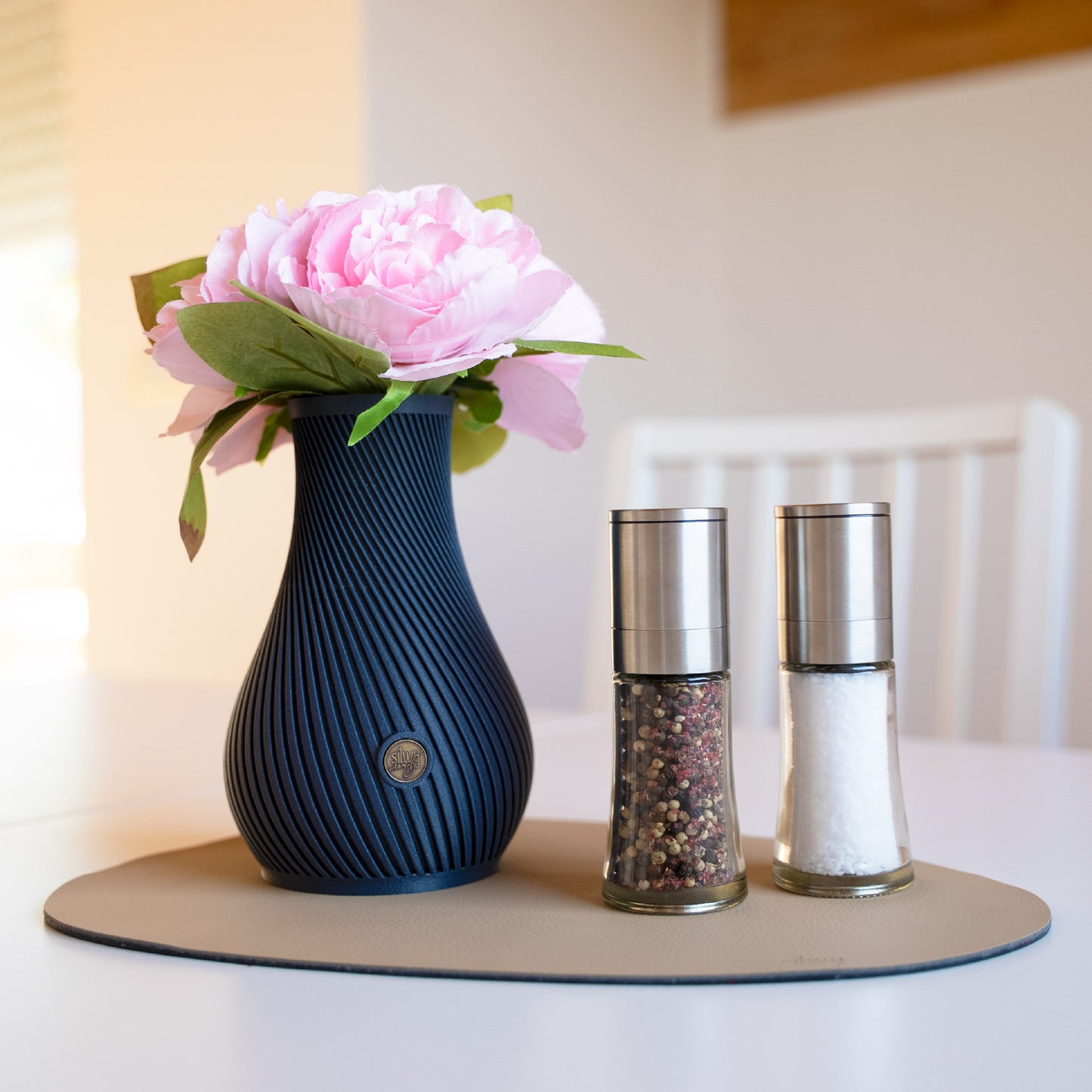 Vase magnétique