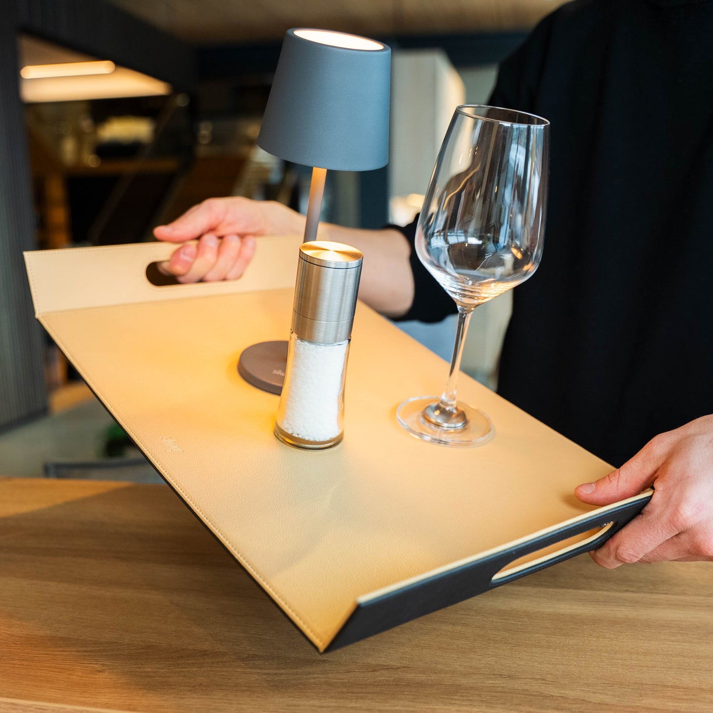 Magnetic-Tray FLIP