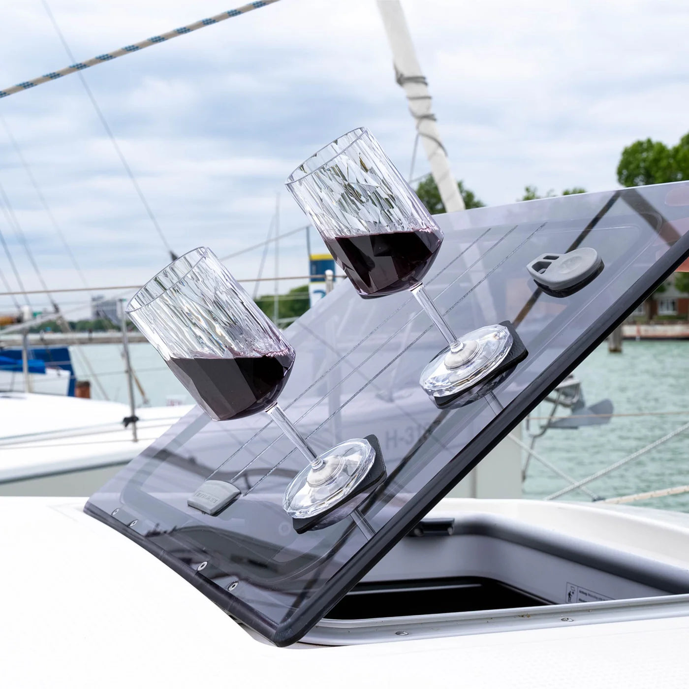 Magnetic Plastic Glasses Wine