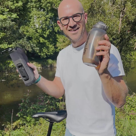 Gourde magnétique FIDLOCK TWIST 750 ml compacte avec support vélo