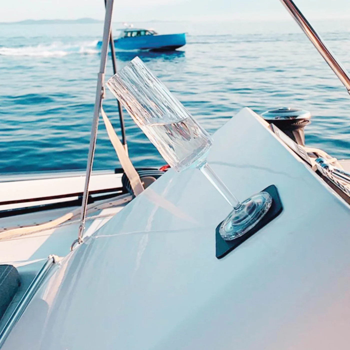 Magnetic Plastic Glasses CHAMPAGNE